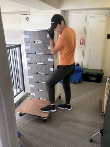 Flexible moving